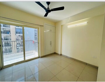 2 BHK Apartment For Rent in Panchsheel Greens II, Sector 16 Greater Noida
