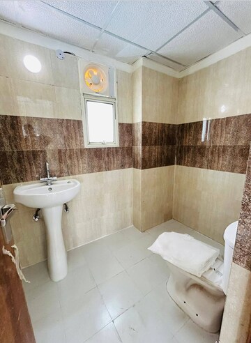 Bathroom in 2 BHK Apartment at Panchsheel Greens II, Sector 16 Greater Noida – for Rent