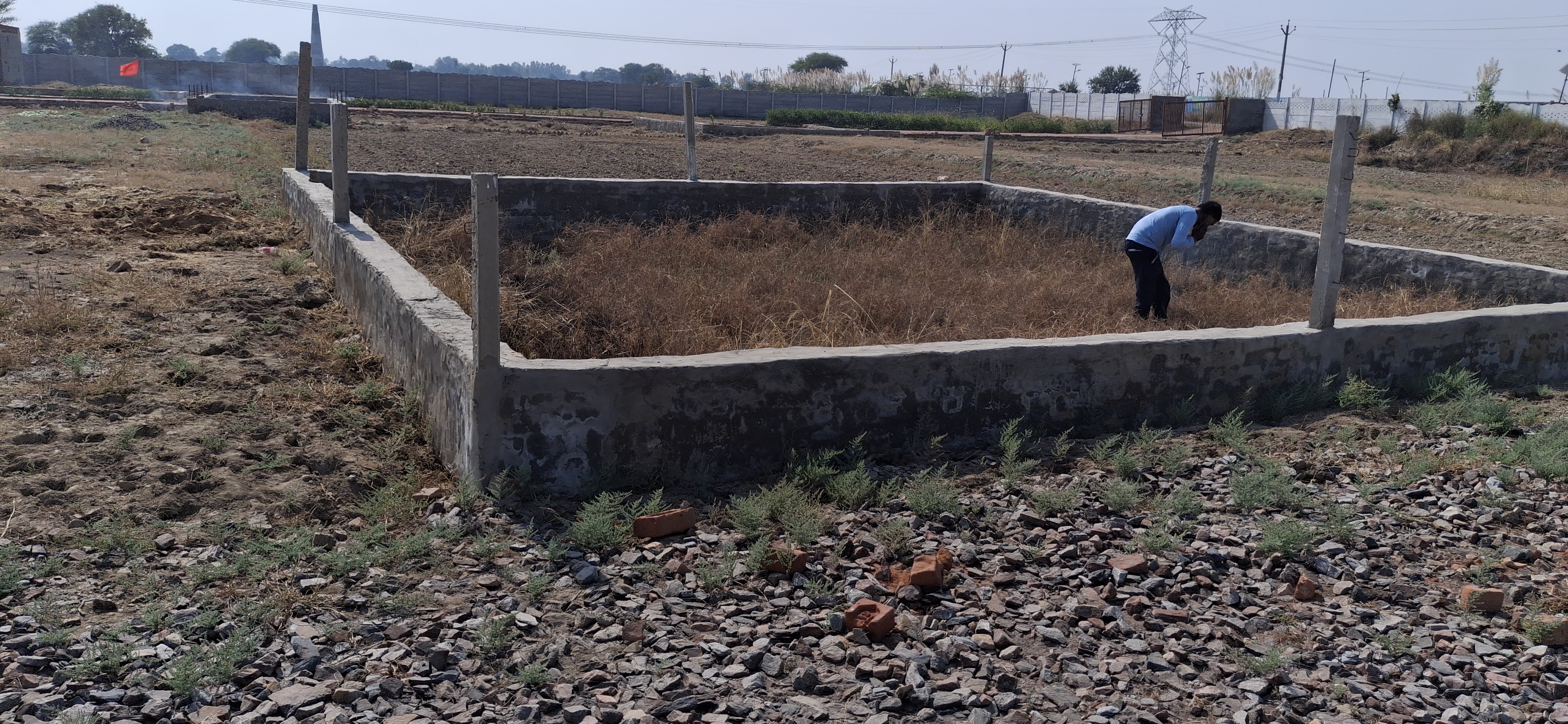 Plot For Sale in Mk Property 