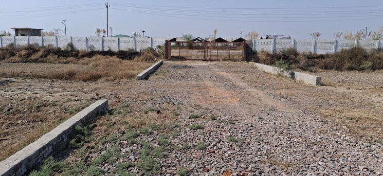 undefined, upsidc site b  100 Sq.Yd. Plot In Upsidc Site B Greater Noida 8012668