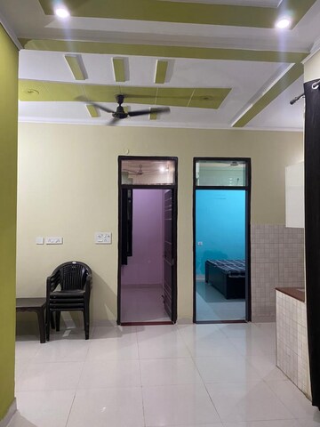 Master Bedroom in 2 BHK Builder Floor at Ansal Palam Triangle, Palam Vihar Extension – for Rent
