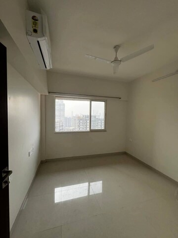 Master Bedroom in 1 BHK Apartment at Omkar Signet, Malad East – for Rent