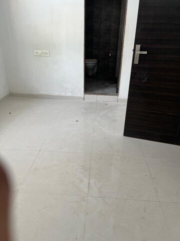 Room in 4 BHK Independent House at Chandkheda – for Sale