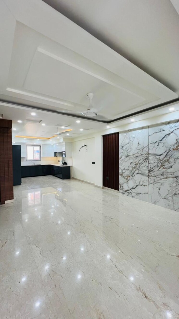 Room, sushant-lok-3 3 Bedroom 260 Sq.Yd. Builder Floor In Sector 57 Gurgaon 8012732