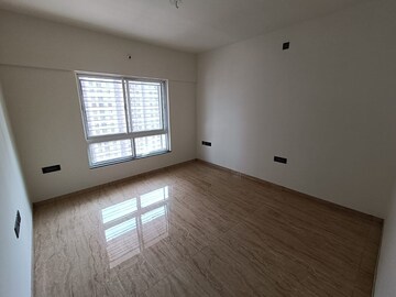 Room in 3 BHK Apartment at VTP Beaumonde, Kharadi – for Rent