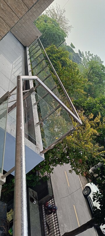 Balcony in 1 BHK Villa at Sector 46 – for Rent