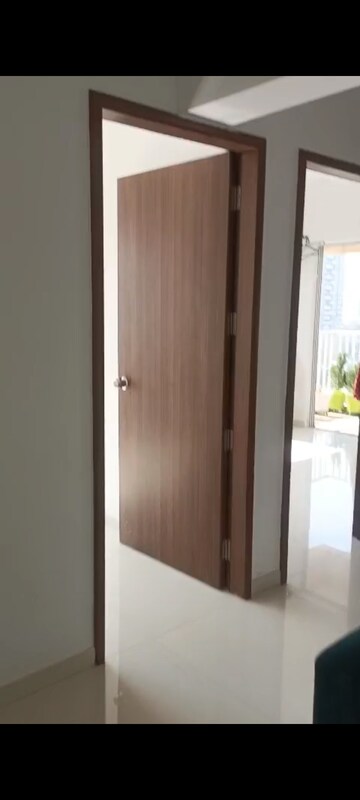 Furnished Amenities in 2.5 BHK Apartment at Millennium Pacific, Tathawade – for Rent