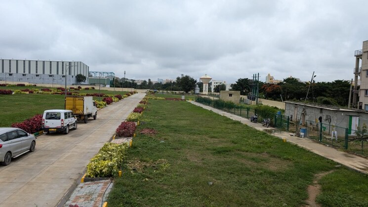 Garden, jr-coco-nest  1200 Sq.Ft. Plot In Marsur Bangalore 8012796