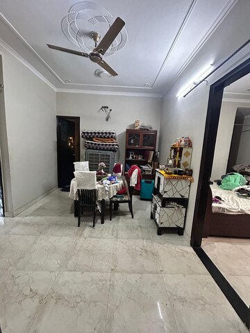 Parking in 4 BHK Builder Floor at Sector 46 – for Rent