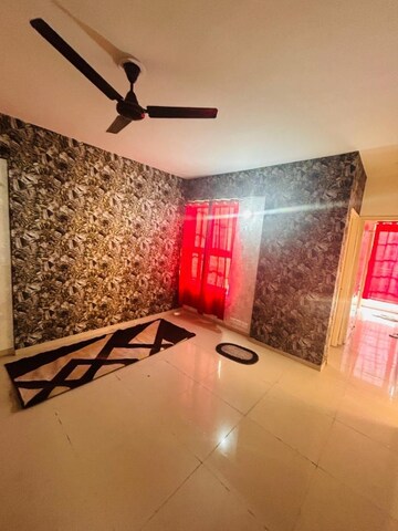 Furnished Amenities in 2 BHK Apartment at Wave Dream Homes, Wave City – for Rent
