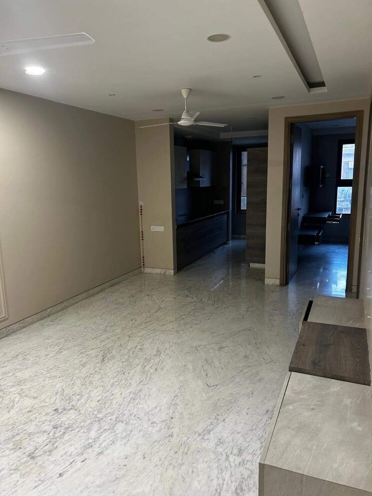 Other, burari 2 Bedroom 80 Sq.Yd. Builder Floor In Burari Delhi 8012854