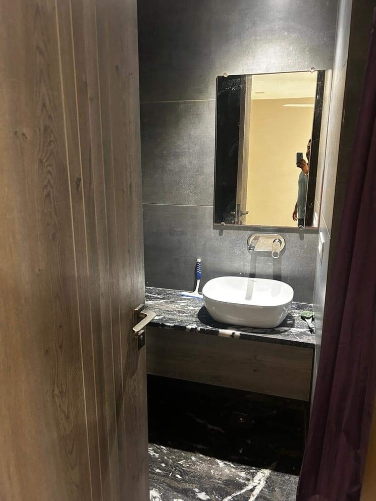 Bathroom, burari 2 Bedroom 80 Sq.Yd. Builder Floor In Burari Delhi 8012854