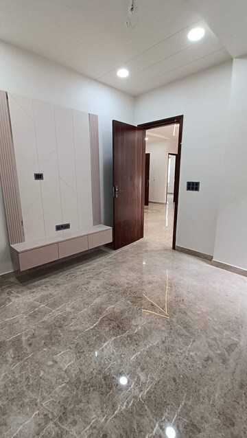 Room in 2 BHK Builder Floor at Burari – for Sale