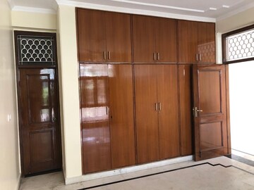 Master Bedroom in 4 BHK Independent House at RWA Apartments Sector 50, Sector 50 – for Rent