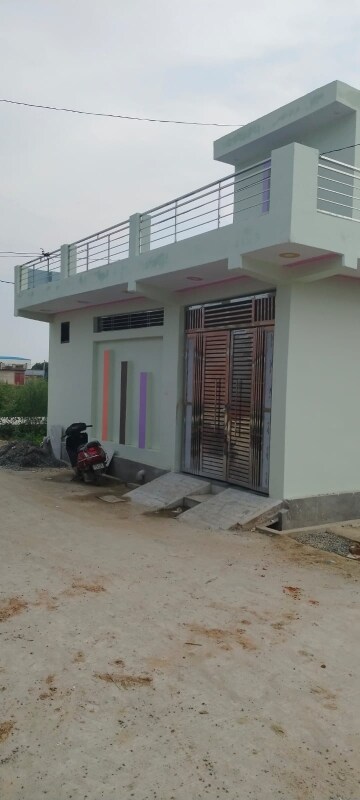 Parking in 2 BHK Builder Floor at Prime City Greater Noida, Sector 3 Greater Noida – for Rent