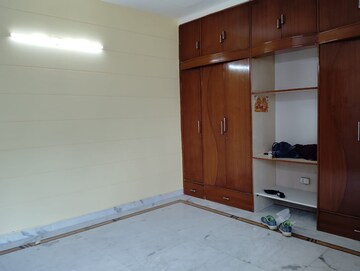 Master Bedroom in 4 BHK Builder Floor at East Of Kailash – for Rent