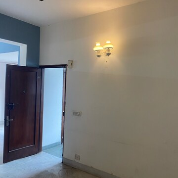  2 BHK Builder Floor at Lajpat Nagar I – for Rent