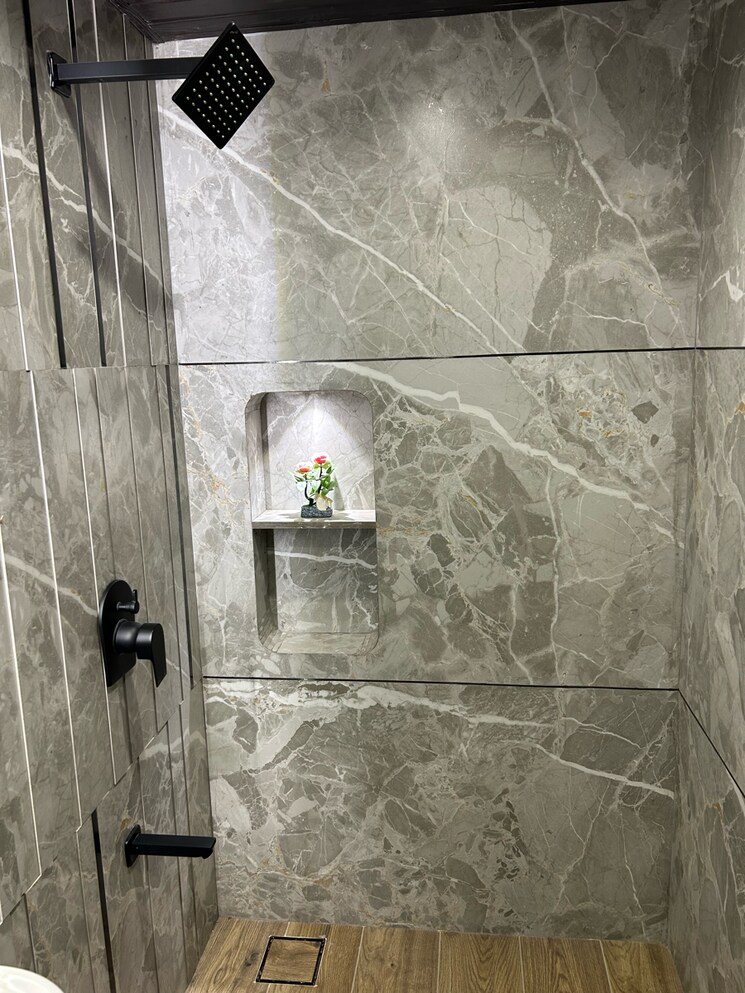 Bathroom, althan 3 Bedroom 2241 Sq.Ft. Apartment In Althan Surat 8013093