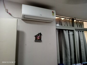 Furnished Amenities in 1.5 BHK Apartment at Hiranandani Lavinia, Ghodbunder Road – for Rent