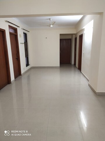 Room in 3 BHK Apartment at Army Sispal Vihar, Sector 49 – for Rent