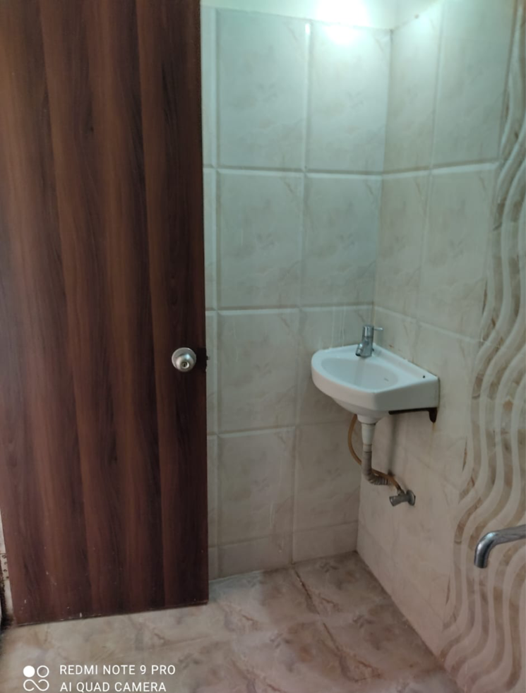 Bathroom, sagar-residency-thane 1.5 Bedroom 500 Sq.Ft. Apartment In Anand Nagar Thane 8013058