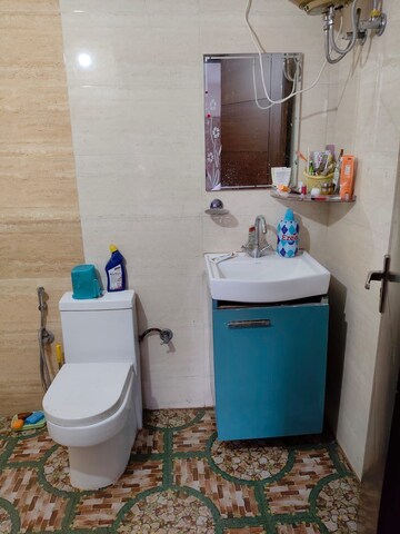 Bathroom in 2 BHK Builder Floor at Sector 52 – for Rent