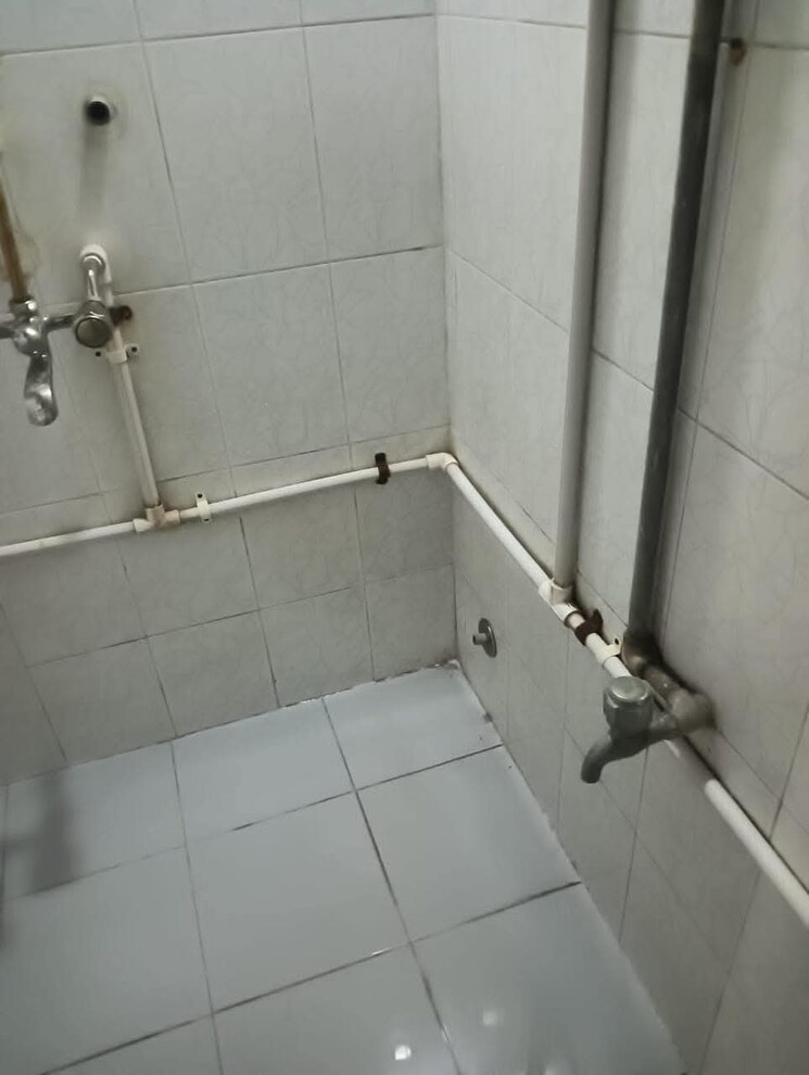 Bathroom, jogeshwari west 1 Bedroom 415 Sq.Ft. Apartment In Jogeshwari West Mumbai 8013237