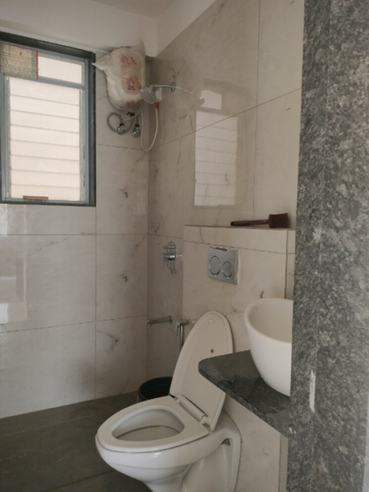 Bathroom, tattva-mittal-cove 2 Bedroom 850 Sq.Ft. Apartment In Andheri West Mumbai 8013131