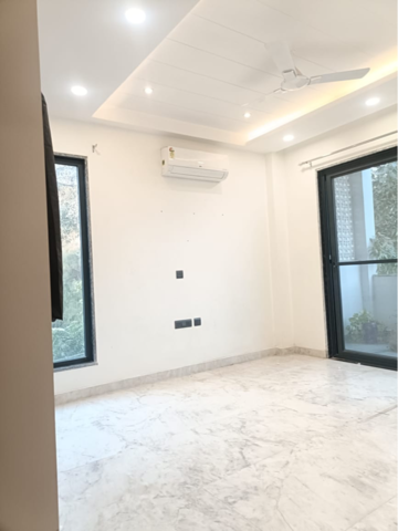 Room in 3 BHK Builder Floor at Ansal Plaza Gurgaon, Palam Vihar – for Rent