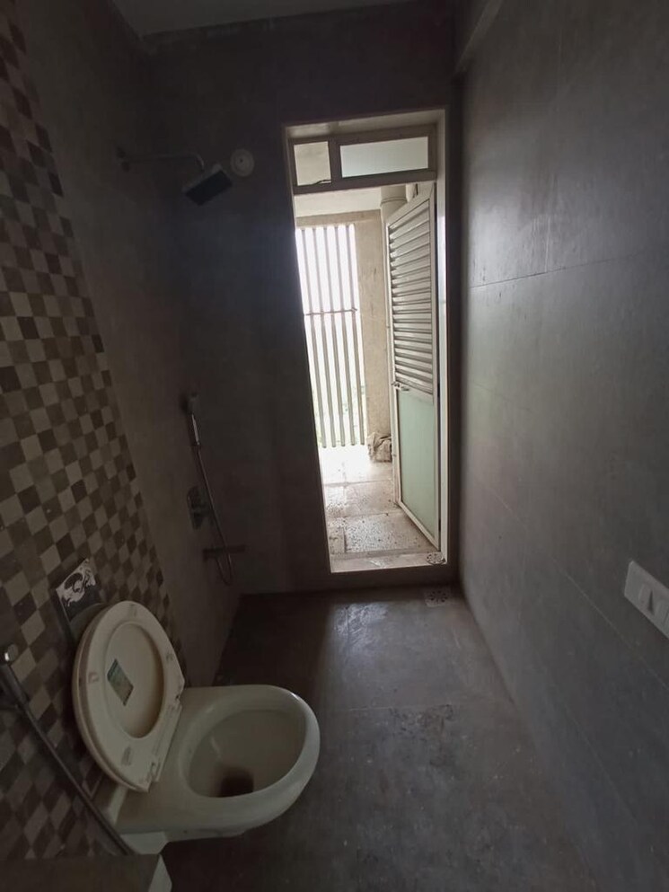 Bathroom, satyam-imperial-heights 2 Bedroom 1400 Sq.Ft. Apartment In Ghansoli Navi Mumbai 8013147