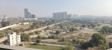 Plot Area in 3 BHK Apartment at Paras Dews, Sector 106 – for Rent