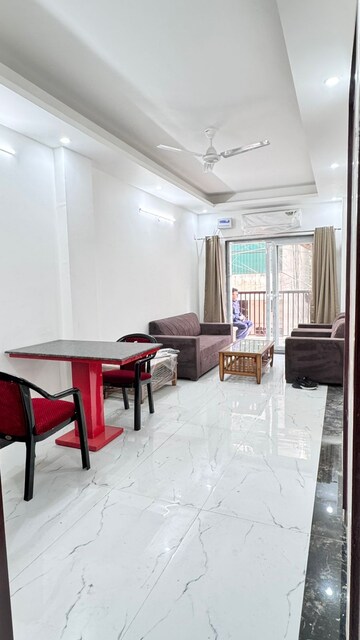 Living Room in 2 BHK Builder Floor at Ansal Sushant Lok I, Sector 43 – for Rent