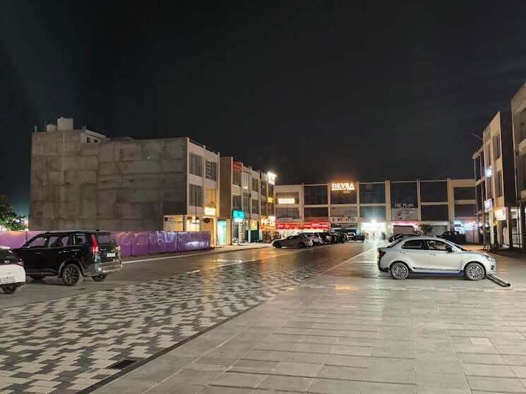 Floor Plan, omaxe-silver-birch Commercial Showroom 121 Sq.Yd. In North Mullanpur Chandigarh 8013200