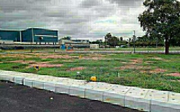 Plot For Sale in Tavarekere