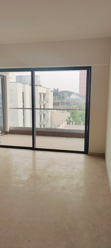 Room in 3 BHK Apartment at Birla Navya, Sector 63a – for Sale