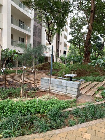 Master Bedroom in 1 BHK Apartment at Mahindra Vivante, Andheri East – for Rent