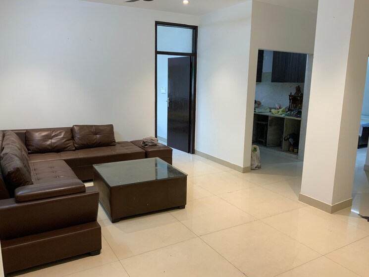 Living Room, pitampura 3 Bedroom 1500 Sq.Ft. Apartment In Pitampura Delhi 8013321