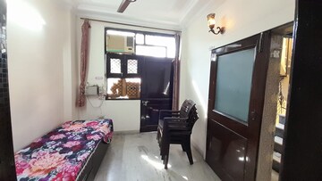 Living Room in 3 BHK Apartment at Pitampura – for Rent