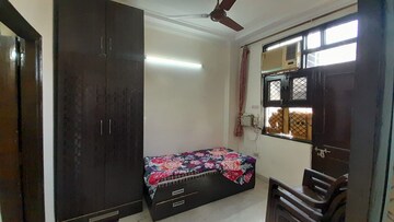 Bedroom in 3 BHK Apartment at Pitampura – for Rent