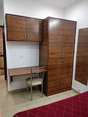 Furnished Amenities in 2 BHK Builder Floor at Ansal Sushant Lok I, Sector 43 – for Rent