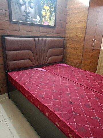 Room in 2 BHK Builder Floor at Ansal Sushant Lok I, Sector 43 – for Rent