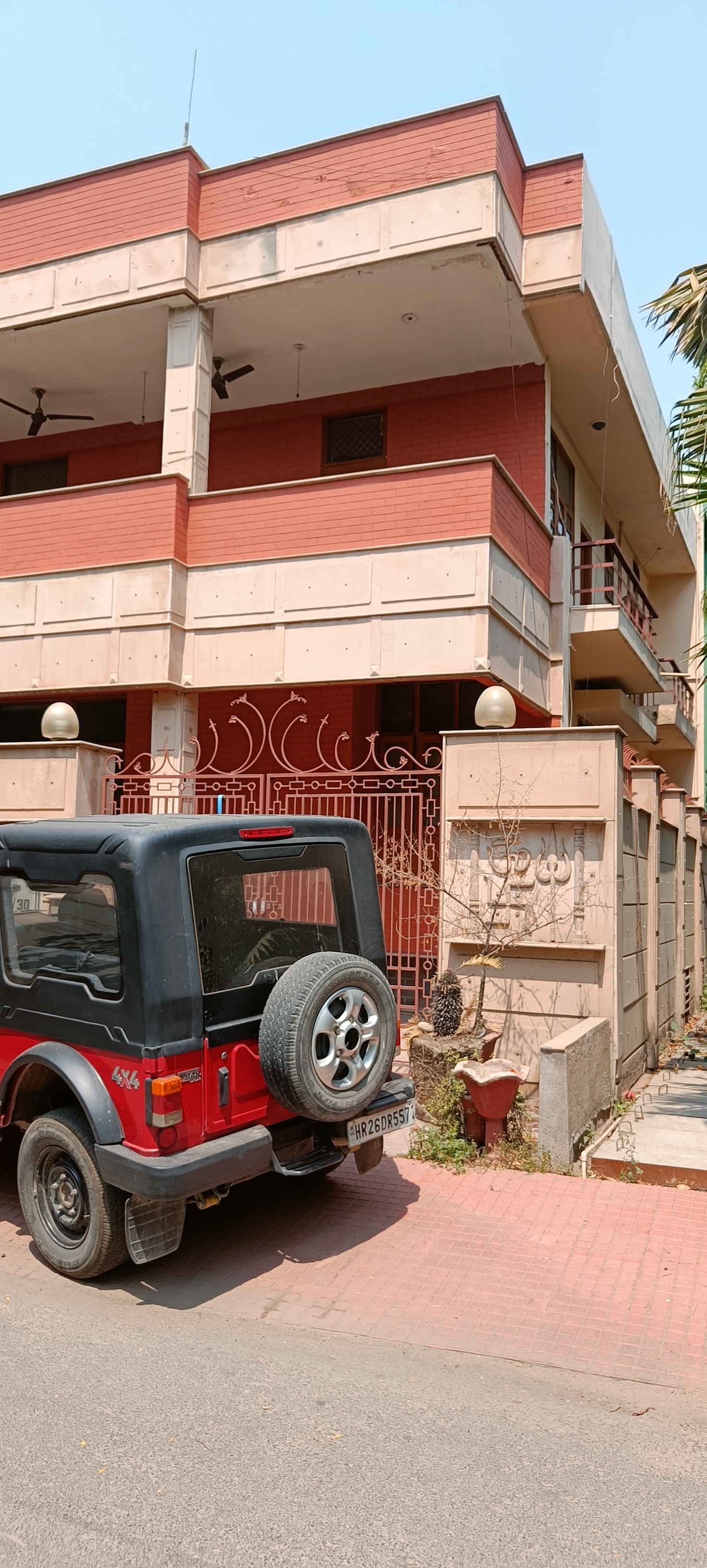 5 BHK + Pooja Room,Study Room Independent House For Sale in Sector 30