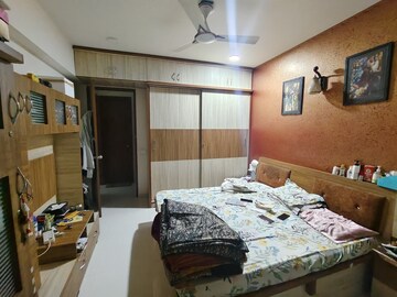 Master Bedroom in 3 BHK Apartment at Thaltej – for Rent