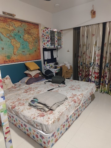Bedroom in 3 BHK Apartment at Thaltej – for Rent