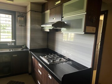 2 BHK Apartment For Rent in Raheja Sherwood, Goregaon East