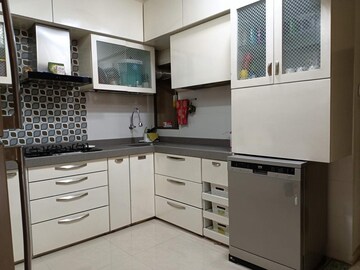 Kitchen in 2.5 BHK Apartment at K Raheja Vistas, Andheri East – for Sale