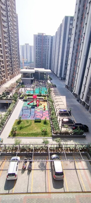 3 BHK Apartment – Exterior View View at Near Vaishno Devi Circle On Sg Highway - for Rent