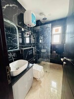 3 BHK + Pooja Room 250 Sq.Yd. Builder Floor in Sector 7