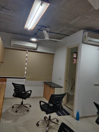 Commercial Office Space 680 Sq.Ft. For Rent in Science City Ahmedabad  8013406