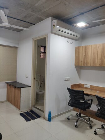 Commercial Office Space 680 Sq.Ft. For Rent in Science City Ahmedabad  8013406